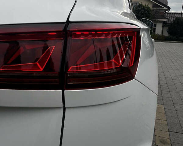 Белый Фольксваген Туарег, объемом двигателя 2.97 л и пробегом 129 тыс. км за 44900 $, фото 11 на Automoto.ua