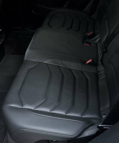 Белый Фольксваген Туарег, объемом двигателя 2.99 л и пробегом 115 тыс. км за 37500 $, фото 21 на Automoto.ua