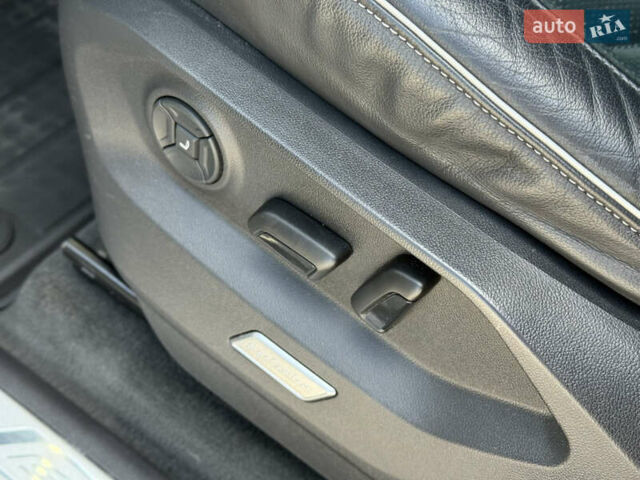 Белый Фольксваген Туарег, объемом двигателя 2.97 л и пробегом 199 тыс. км за 46200 $, фото 39 на Automoto.ua