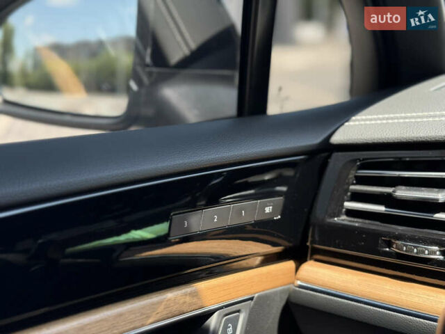 Белый Фольксваген Туарег, объемом двигателя 2.97 л и пробегом 199 тыс. км за 46200 $, фото 46 на Automoto.ua