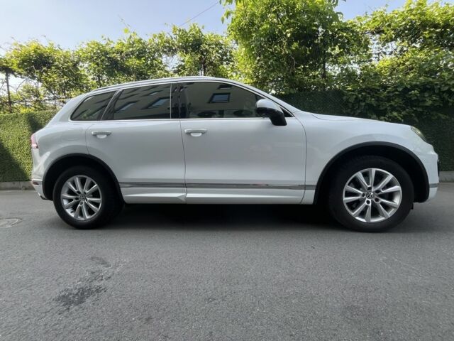 Білий Фольксваген Туарег, об'ємом двигуна 3 л та пробігом 126 тис. км за 36500 $, фото 10 на Automoto.ua