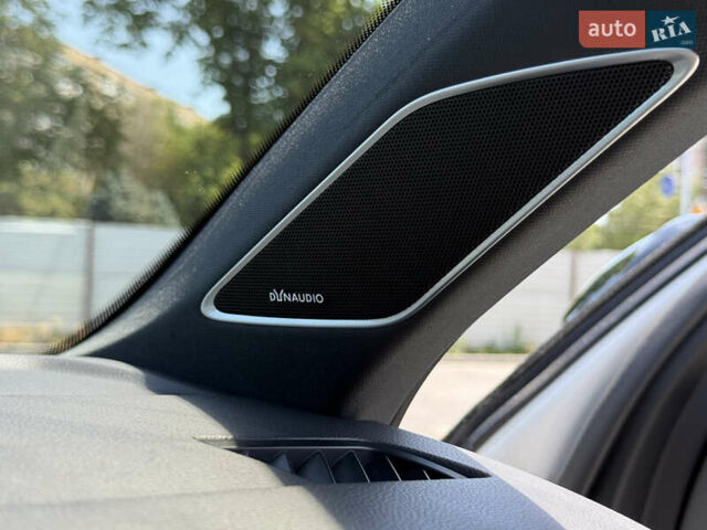 Белый Фольксваген Туарег, объемом двигателя 2.97 л и пробегом 199 тыс. км за 46200 $, фото 17 на Automoto.ua