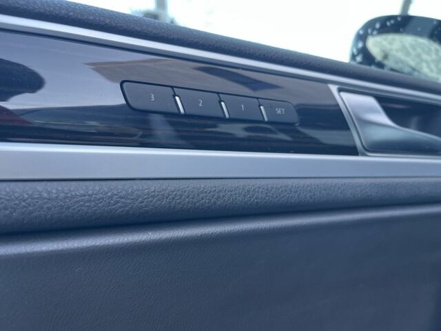 Білий Фольксваген Туарег, об'ємом двигуна 3 л та пробігом 126 тис. км за 36500 $, фото 18 на Automoto.ua