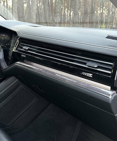 Белый Фольксваген Туарег, объемом двигателя 2.99 л и пробегом 115 тыс. км за 37500 $, фото 29 на Automoto.ua