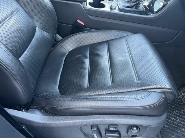 Білий Фольксваген Туарег, об'ємом двигуна 3 л та пробігом 126 тис. км за 36500 $, фото 15 на Automoto.ua