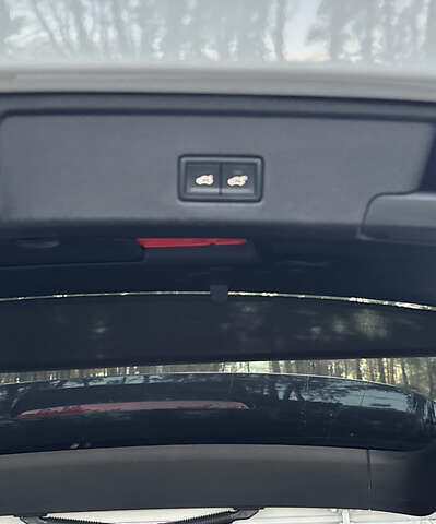 Белый Фольксваген Туарег, объемом двигателя 2.99 л и пробегом 115 тыс. км за 37500 $, фото 13 на Automoto.ua