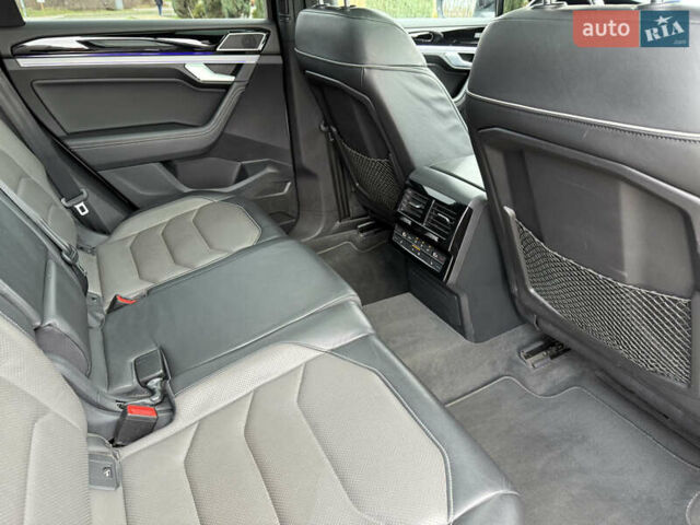 Белый Фольксваген Туарег, объемом двигателя 2.97 л и пробегом 166 тыс. км за 47999 $, фото 34 на Automoto.ua