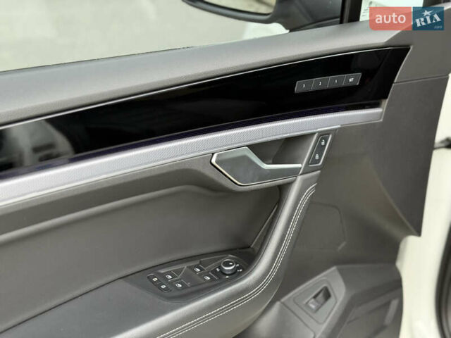 Білий Фольксваген Туарег, об'ємом двигуна 2.97 л та пробігом 91 тис. км за 56999 $, фото 16 на Automoto.ua