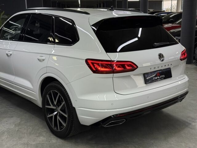 Білий Фольксваген Туарег, об'ємом двигуна 3 л та пробігом 146 тис. км за 50900 $, фото 13 на Automoto.ua