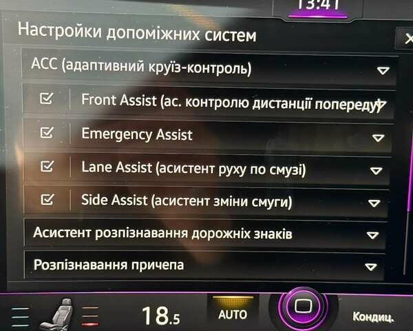 Белый Фольксваген Туарег, объемом двигателя 2.97 л и пробегом 177 тыс. км за 52900 $, фото 55 на Automoto.ua