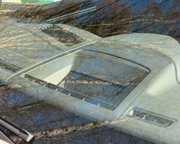 Белый Фольксваген Туарег, объемом двигателя 2.97 л и пробегом 177 тыс. км за 52900 $, фото 57 на Automoto.ua