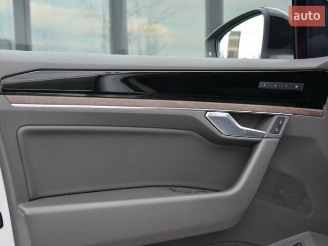 Білий Фольксваген Туарег, об'ємом двигуна 2.97 л та пробігом 268 тис. км за 38000 $, фото 12 на Automoto.ua