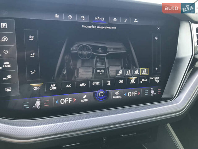 Белый Фольксваген Туарег, объемом двигателя 3 л и пробегом 156 тыс. км за 45999 $, фото 67 на Automoto.ua