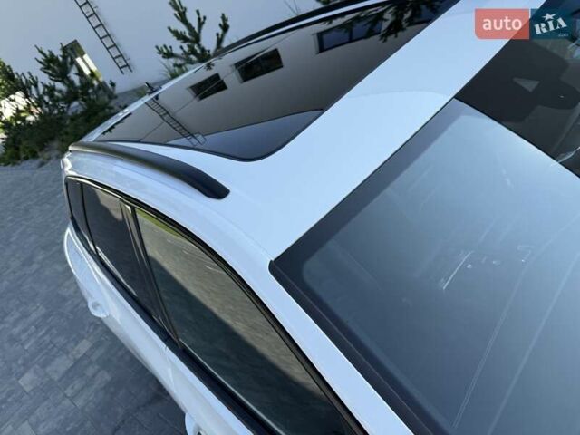 Белый Фольксваген Туарег, объемом двигателя 2.97 л и пробегом 177 тыс. км за 52900 $, фото 19 на Automoto.ua