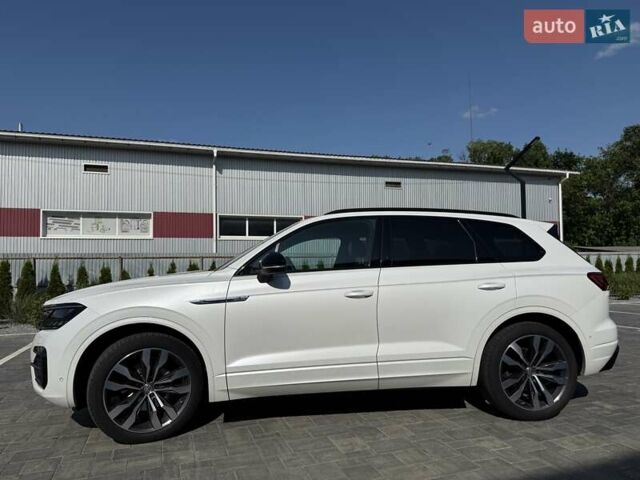 Белый Фольксваген Туарег, объемом двигателя 2.97 л и пробегом 177 тыс. км за 52900 $, фото 8 на Automoto.ua