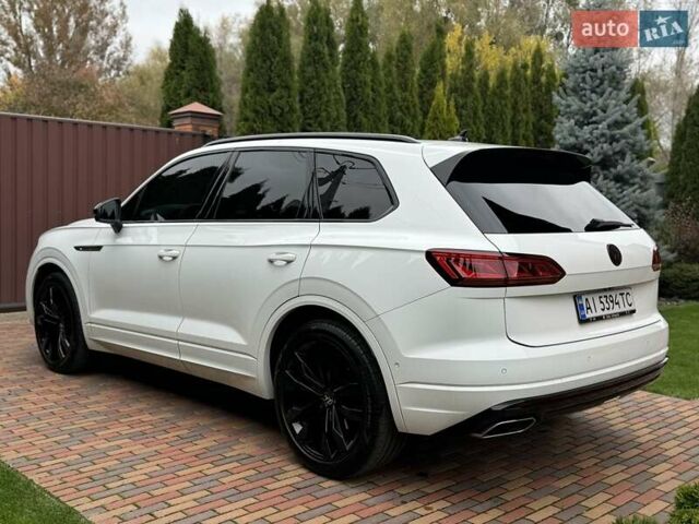 Білий Фольксваген Туарег, об'ємом двигуна 2.97 л та пробігом 141 тис. км за 51999 $, фото 10 на Automoto.ua