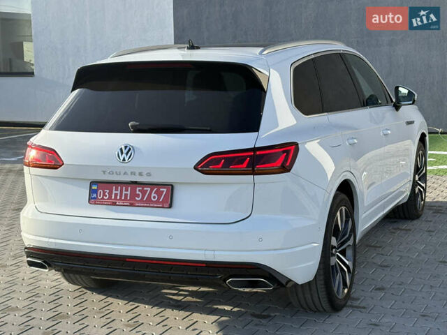 Белый Фольксваген Туарег, объемом двигателя 3 л и пробегом 156 тыс. км за 45999 $, фото 17 на Automoto.ua