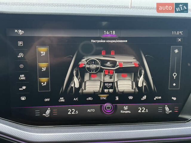 Белый Фольксваген Туарег, объемом двигателя 3 л и пробегом 156 тыс. км за 45999 $, фото 66 на Automoto.ua