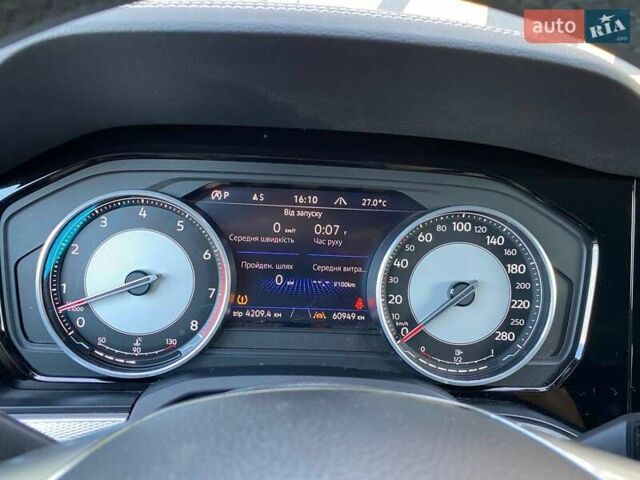 Белый Фольксваген Туарег, объемом двигателя 2.99 л и пробегом 60 тыс. км за 43500 $, фото 20 на Automoto.ua