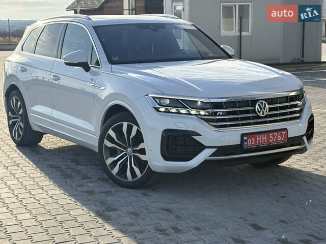 Белый Фольксваген Туарег, объемом двигателя 3 л и пробегом 156 тыс. км за 45999 $, фото 28 на Automoto.ua