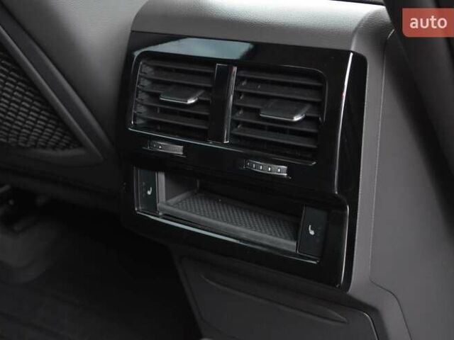 Білий Фольксваген Туарег, об'ємом двигуна 2.97 л та пробігом 268 тис. км за 38000 $, фото 48 на Automoto.ua