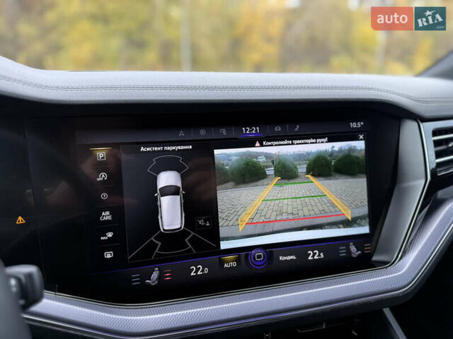 Білий Фольксваген Туарег, об'ємом двигуна 2.97 л та пробігом 91 тис. км за 56999 $, фото 21 на Automoto.ua