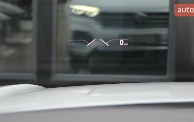 Білий Фольксваген Туарег, об'ємом двигуна 2.97 л та пробігом 268 тис. км за 38000 $, фото 16 на Automoto.ua