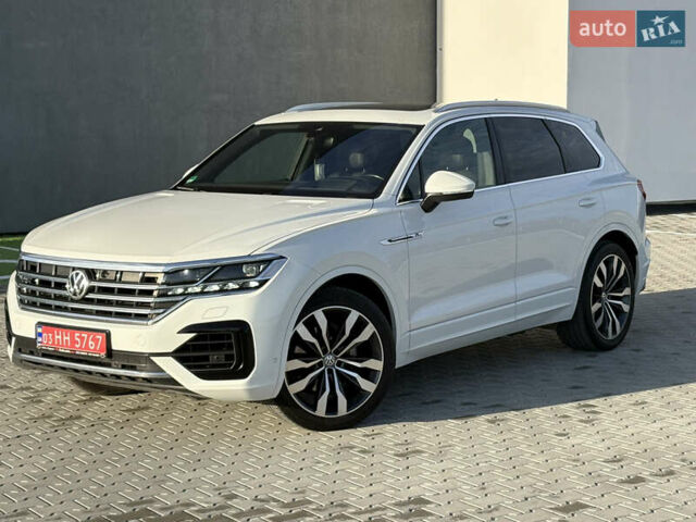 Белый Фольксваген Туарег, объемом двигателя 3 л и пробегом 156 тыс. км за 45999 $, фото 30 на Automoto.ua