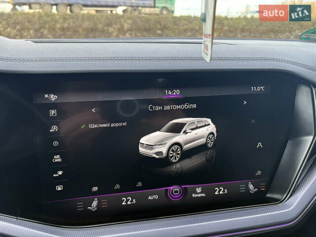 Белый Фольксваген Туарег, объемом двигателя 3 л и пробегом 156 тыс. км за 45999 $, фото 69 на Automoto.ua