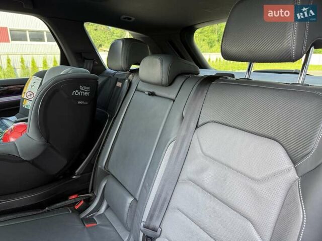 Белый Фольксваген Туарег, объемом двигателя 2.97 л и пробегом 177 тыс. км за 52900 $, фото 41 на Automoto.ua