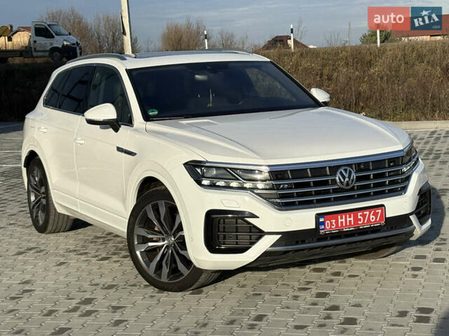 Белый Фольксваген Туарег, объемом двигателя 3 л и пробегом 156 тыс. км за 45999 $, фото 18 на Automoto.ua