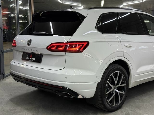 Білий Фольксваген Туарег, об'ємом двигуна 3 л та пробігом 146 тис. км за 50900 $, фото 11 на Automoto.ua