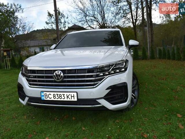 Білий Фольксваген Туарег, об'ємом двигуна 2.97 л та пробігом 147 тис. км за 54000 $, фото 22 на Automoto.ua