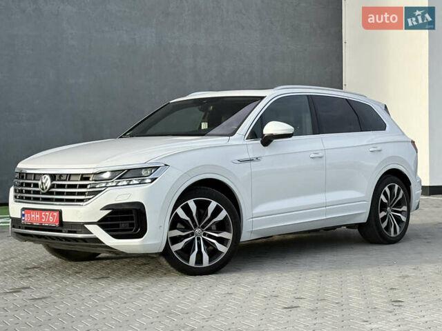 Белый Фольксваген Туарег, объемом двигателя 3 л и пробегом 156 тыс. км за 45999 $, фото 19 на Automoto.ua