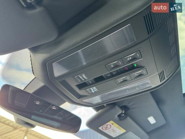 Белый Фольксваген Туарег, объемом двигателя 2.97 л и пробегом 148 тыс. км за 54500 $, фото 29 на Automoto.ua