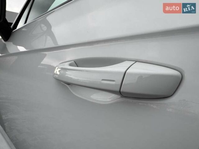 Білий Фольксваген Туарег, об'ємом двигуна 2.97 л та пробігом 148 тис. км за 53500 $, фото 48 на Automoto.ua