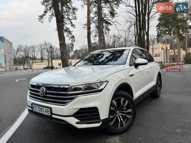 Белый Фольксваген Туарег, объемом двигателя 3 л и пробегом 109 тыс. км за 39700 $, фото 38 на Automoto.ua