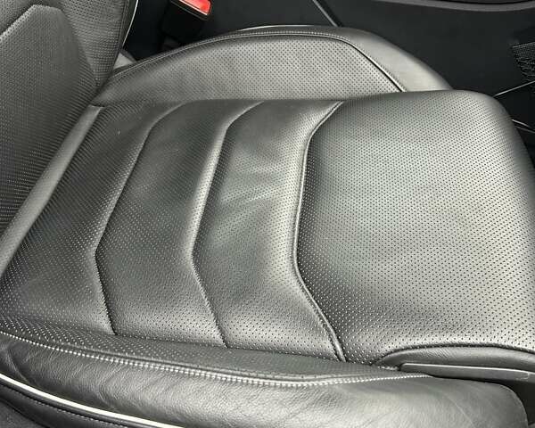 Білий Фольксваген Туарег, об'ємом двигуна 3 л та пробігом 95 тис. км за 53500 $, фото 61 на Automoto.ua