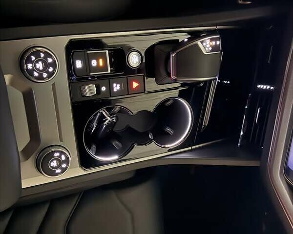 Белый Фольксваген Туарег, объемом двигателя 2.97 л и пробегом 103 тыс. км за 59500 $, фото 60 на Automoto.ua