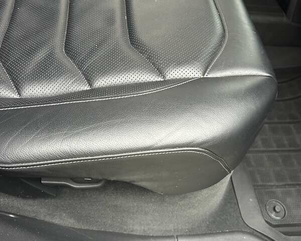 Білий Фольксваген Туарег, об'ємом двигуна 3 л та пробігом 95 тис. км за 53500 $, фото 60 на Automoto.ua