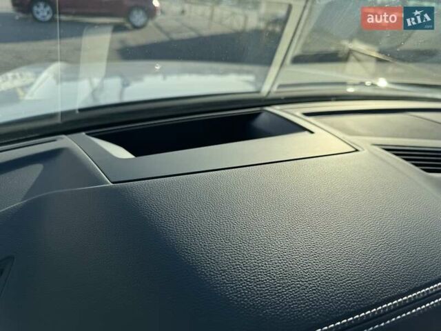 Белый Фольксваген Туарег, объемом двигателя 2.97 л и пробегом 103 тыс. км за 59500 $, фото 29 на Automoto.ua