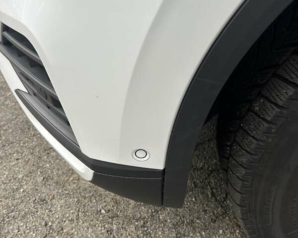 Білий Фольксваген Туарег, об'ємом двигуна 3 л та пробігом 95 тис. км за 53500 $, фото 44 на Automoto.ua