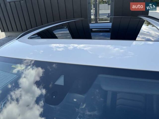 Белый Фольксваген Туарег, объемом двигателя 2.97 л и пробегом 148 тыс. км за 54500 $, фото 30 на Automoto.ua