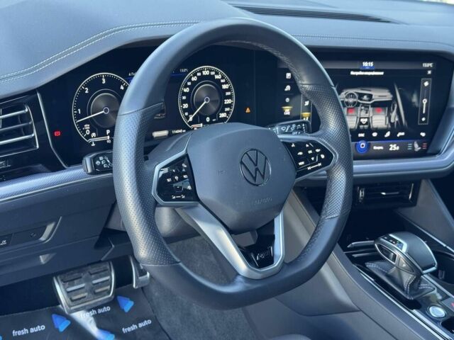 Фольксваген Туарег 2020 у Рівному на Automoto.ua Білий Фольксваген Туарег, об'ємом двигуна 3 л та пробігом 110 тис. км за 57400 $, фото 15 на Automoto.ua
