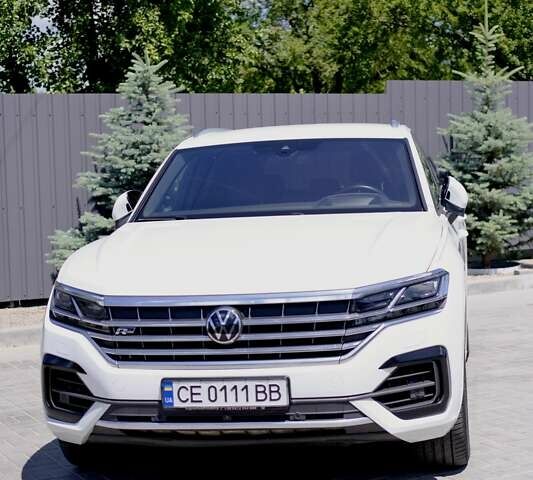 Білий Фольксваген Туарег, об'ємом двигуна 3 л та пробігом 170 тис. км за 45000 $, фото 15 на Automoto.ua