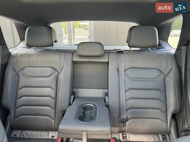 Белый Фольксваген Туарег, объемом двигателя 2.97 л и пробегом 148 тыс. км за 54500 $, фото 20 на Automoto.ua