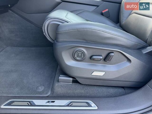 Белый Фольксваген Туарег, объемом двигателя 2.97 л и пробегом 148 тыс. км за 54500 $, фото 38 на Automoto.ua