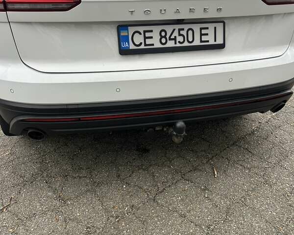 Білий Фольксваген Туарег, об'ємом двигуна 3 л та пробігом 95 тис. км за 53500 $, фото 33 на Automoto.ua