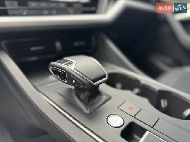 Білий Фольксваген Туарег, об'ємом двигуна 3 л та пробігом 107 тис. км за 42500 $, фото 27 на Automoto.ua