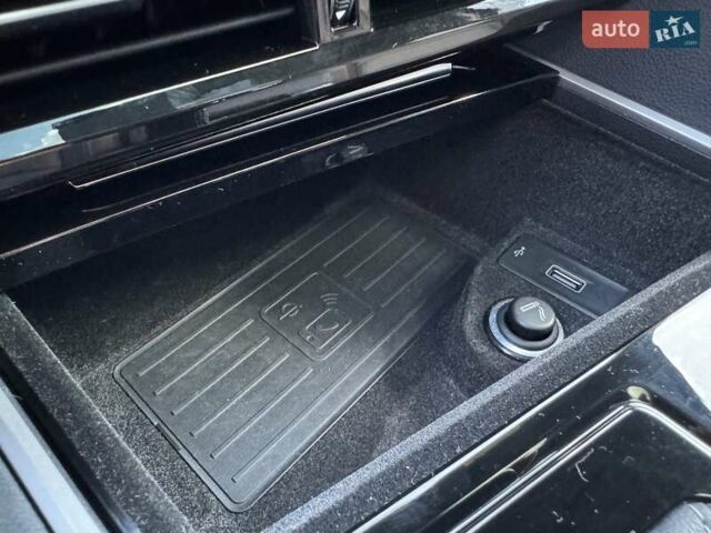 Белый Фольксваген Туарег, объемом двигателя 2.97 л и пробегом 148 тыс. км за 54500 $, фото 36 на Automoto.ua